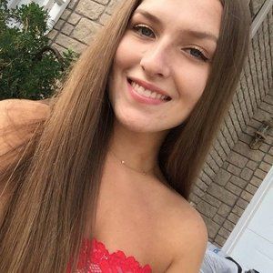 Meet your Posher, Valéry